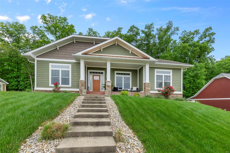 2325 Brister Hill Drive, Cape Girardeau, Missouri 63701, 3 Bedrooms Bedrooms, 8 Rooms Rooms,2 BathroomsBathrooms,Residential,For Sale,Brister Hill,MAR25028998