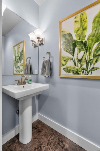 2325 Brister Hill Drive, Cape Girardeau, Missouri 63701, 3 Bedrooms Bedrooms, 8 Rooms Rooms,2 BathroomsBathrooms,Residential,For Sale,Brister Hill,MAR25028998