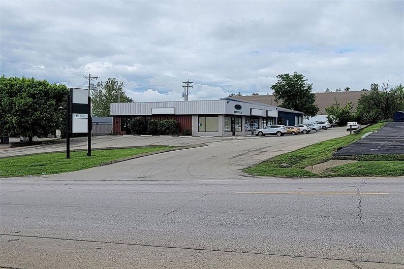 522 Benham Street, Bonne Terre, Missouri 63628, ,Commercial Sale,For Sale,Benham,MAR25029104