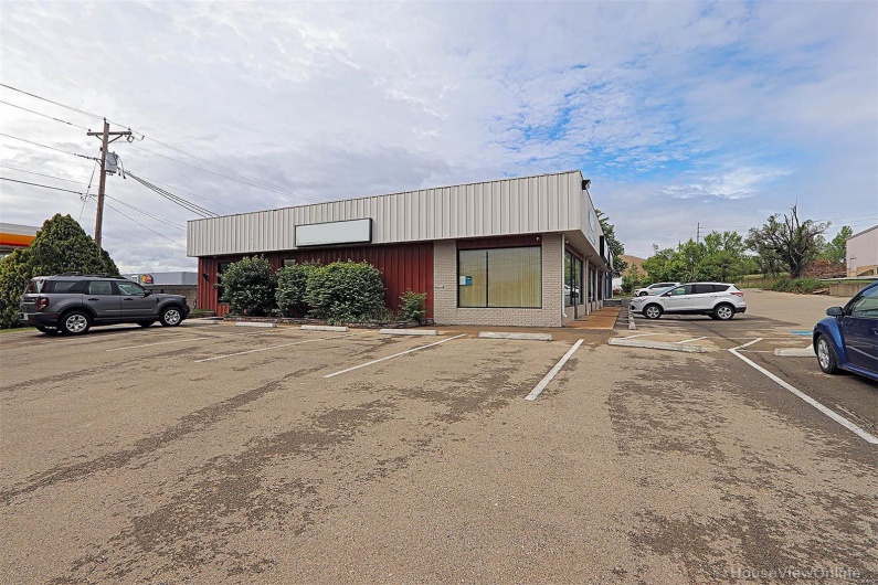 522 Benham Street, Bonne Terre, Missouri 63628, ,Commercial Sale,For Sale,Benham,MAR25029104