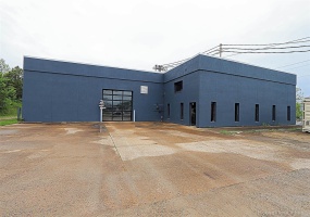 519 Benham Street, Bonne Terre, Missouri 63628, ,Commercial Sale,For Sale,Benham,MAR25028687