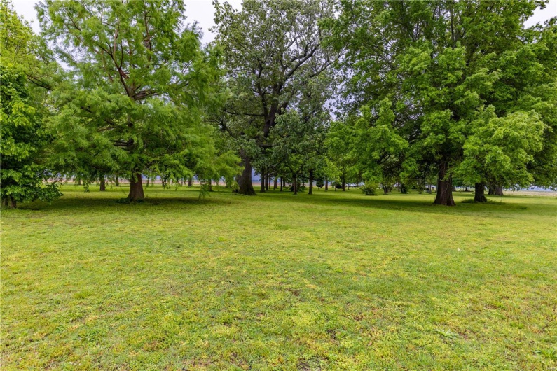 401 Roosevelt Street, Matthews, Missouri 63828, 4 Bedrooms Bedrooms, 7 Rooms Rooms,2 BathroomsBathrooms,Residential,For Sale,Roosevelt,MAR25029487