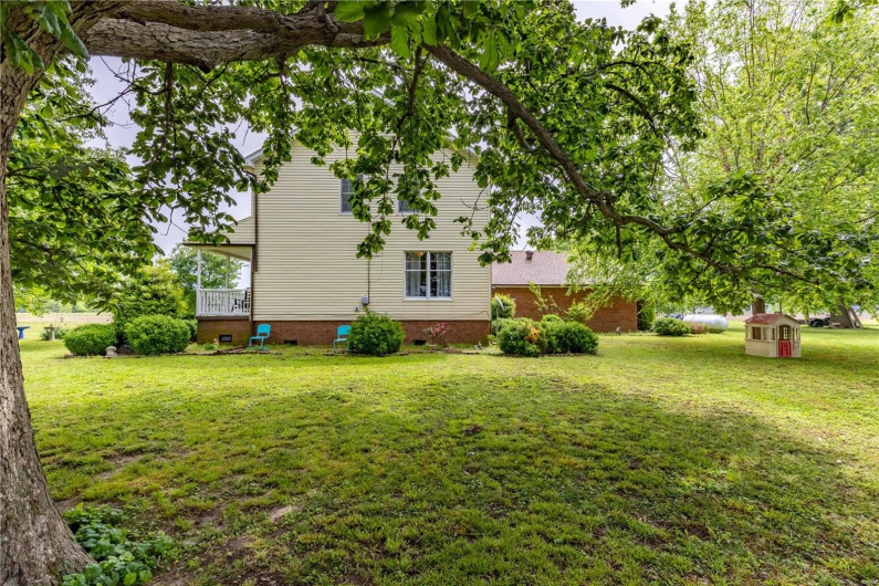 401 Roosevelt Street, Matthews, Missouri 63828, 4 Bedrooms Bedrooms, 7 Rooms Rooms,2 BathroomsBathrooms,Residential,For Sale,Roosevelt,MAR25029487