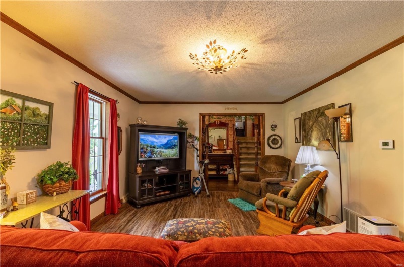 401 Roosevelt Street, Matthews, Missouri 63828, 4 Bedrooms Bedrooms, 7 Rooms Rooms,2 BathroomsBathrooms,Residential,For Sale,Roosevelt,MAR25029487