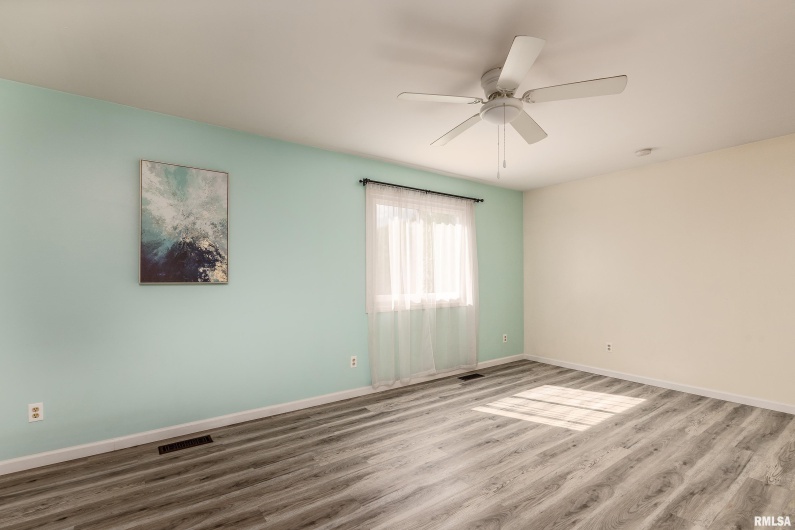 510 Beadle Drive, Carbondale, Illinois 62901, 2 Bedrooms Bedrooms, 0 ,2 BathroomsBathrooms,Residential,For Sale,Beadle,0,RMAEB457820