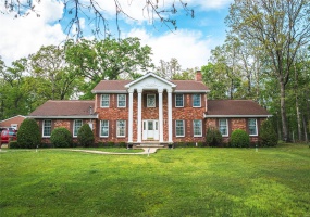 13907 Highway T, Fredericktown, Missouri 63645, 5 Bedrooms Bedrooms, 14 Rooms Rooms,4 BathroomsBathrooms,Farm,For Sale,Highway T,MAR25028986