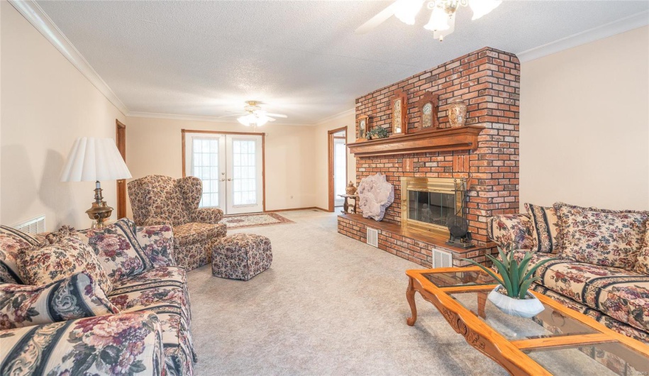 13907 Highway T, Fredericktown, Missouri 63645, 5 Bedrooms Bedrooms, 14 Rooms Rooms,4 BathroomsBathrooms,Farm,For Sale,Highway T,MAR25028986