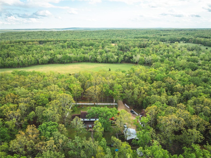 13907 Highway T, Fredericktown, Missouri 63645, 5 Bedrooms Bedrooms, 14 Rooms Rooms,4 BathroomsBathrooms,Farm,For Sale,Highway T,MAR25028986