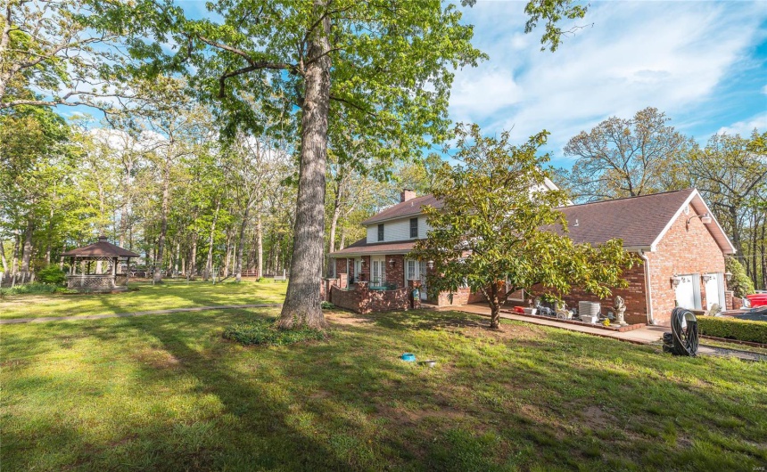 13907 Highway T, Fredericktown, Missouri 63645, 5 Bedrooms Bedrooms, 14 Rooms Rooms,4 BathroomsBathrooms,Farm,For Sale,Highway T,MAR25028986