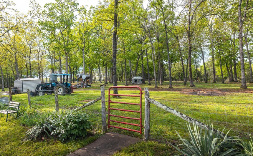 13907 Highway T, Fredericktown, Missouri 63645, 5 Bedrooms Bedrooms, 14 Rooms Rooms,4 BathroomsBathrooms,Farm,For Sale,Highway T,MAR25028986