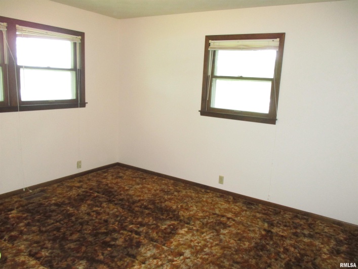 505 JACKSON Street, DeSoto, Illinois 62924, 3 Bedrooms Bedrooms, 0 ,1 BathroomBathrooms,Residential,For Sale,JACKSON,0,RMAEB457821