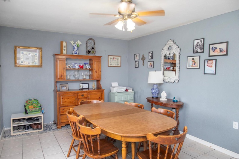 23576 State Route J, St Mary, Missouri 63673, 3 Bedrooms Bedrooms, 10 Rooms Rooms,2 BathroomsBathrooms,Residential,For Sale,State Route J,MAR25029581