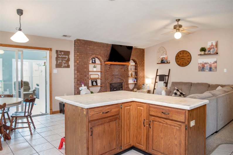 23576 State Route J, St Mary, Missouri 63673, 3 Bedrooms Bedrooms, 10 Rooms Rooms,2 BathroomsBathrooms,Residential,For Sale,State Route J,MAR25029581