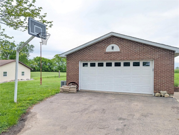 23576 State Route J, St Mary, Missouri 63673, 3 Bedrooms Bedrooms, 10 Rooms Rooms,2 BathroomsBathrooms,Residential,For Sale,State Route J,MAR25029581