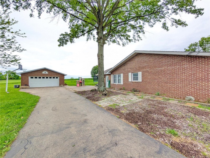 23576 State Route J, St Mary, Missouri 63673, 3 Bedrooms Bedrooms, 10 Rooms Rooms,2 BathroomsBathrooms,Residential,For Sale,State Route J,MAR25029581