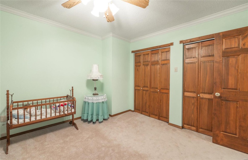 13907 Highway T, Fredericktown, Missouri 63645, 5 Bedrooms Bedrooms, 14 Rooms Rooms,4 BathroomsBathrooms,Farm,For Sale,Highway T,MAR25029407
