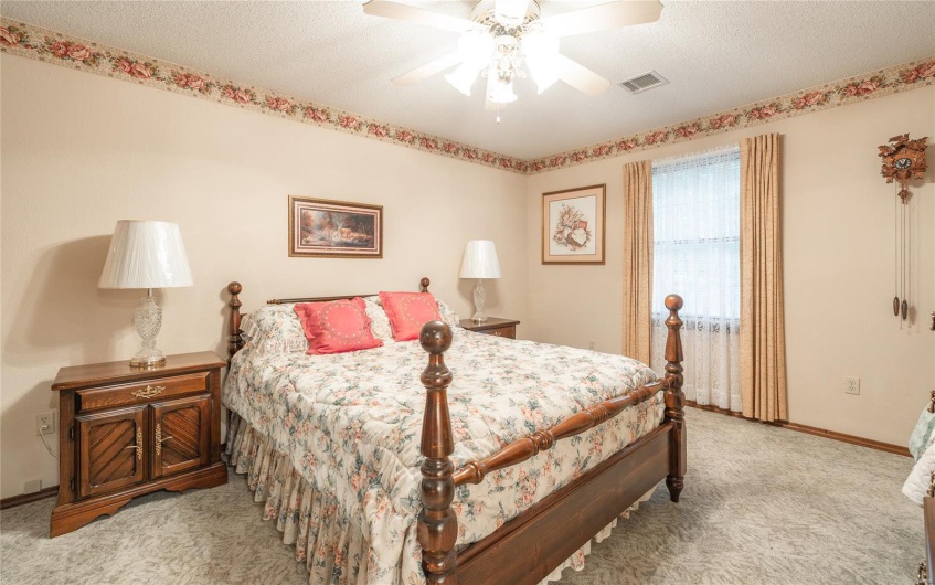 13907 Highway T, Fredericktown, Missouri 63645, 5 Bedrooms Bedrooms, 14 Rooms Rooms,4 BathroomsBathrooms,Farm,For Sale,Highway T,MAR25029407