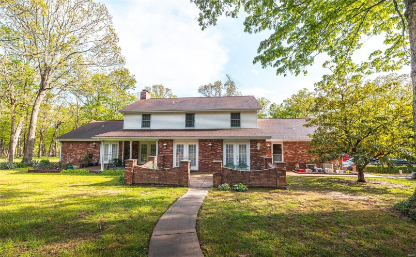13907 Highway T, Fredericktown, Missouri 63645, 5 Bedrooms Bedrooms, 14 Rooms Rooms,4 BathroomsBathrooms,Farm,For Sale,Highway T,MAR25029407