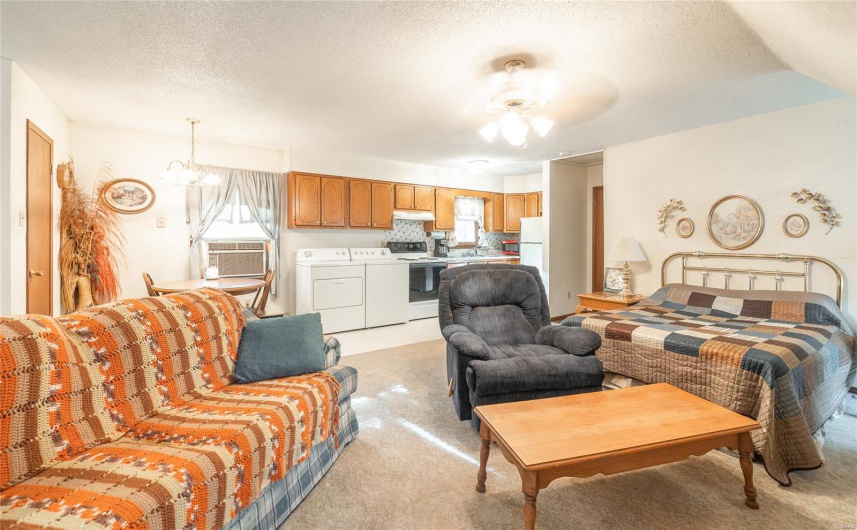 13907 Highway T, Fredericktown, Missouri 63645, 5 Bedrooms Bedrooms, 14 Rooms Rooms,4 BathroomsBathrooms,Farm,For Sale,Highway T,MAR25029407