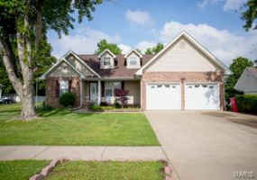 1014 Pine Street, Sikeston, Missouri 63801, 3 Bedrooms Bedrooms, 7 Rooms Rooms,3 BathroomsBathrooms,Residential,For Sale,Pine,MAR25029624