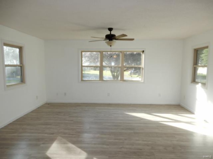 201 Quapaw, Steele, Missouri 63877, 2 Bedrooms Bedrooms, 5 Rooms Rooms,1 BathroomBathrooms,Residential,For Sale,Quapaw,MAR25029689