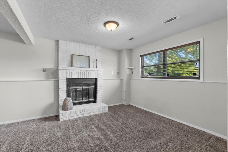 3926 Valley View Lane, Cape Girardeau, Missouri 63701, 3 Bedrooms Bedrooms, 6 Rooms Rooms,2 BathroomsBathrooms,Residential,For Sale,Valley View,MAR25027624