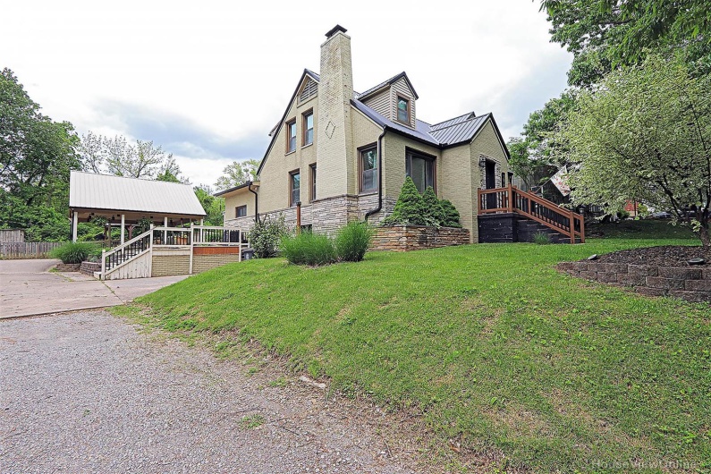 2754 Adeline Avenue, Cape Girardeau, Missouri 63701, 4 Bedrooms Bedrooms, 9 Rooms Rooms,2 BathroomsBathrooms,Residential,For Sale,Adeline,MAR25029314