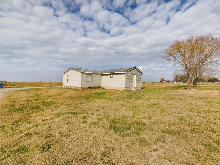 1287 County Road 544, Parma, Missouri 63870, 3 Bedrooms Bedrooms, 9 Rooms Rooms,2 BathroomsBathrooms,Residential,For Sale,County Road 544,MAR24074741