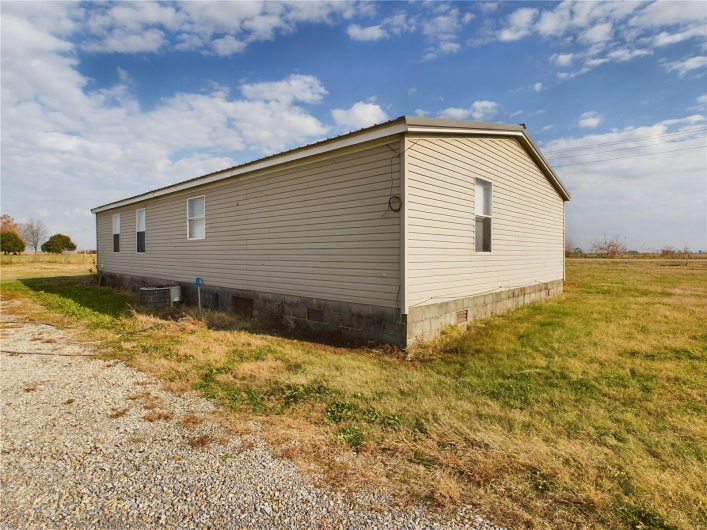 1287 County Road 544, Parma, Missouri 63870, 3 Bedrooms Bedrooms, 9 Rooms Rooms,2 BathroomsBathrooms,Residential,For Sale,County Road 544,MAR24074741