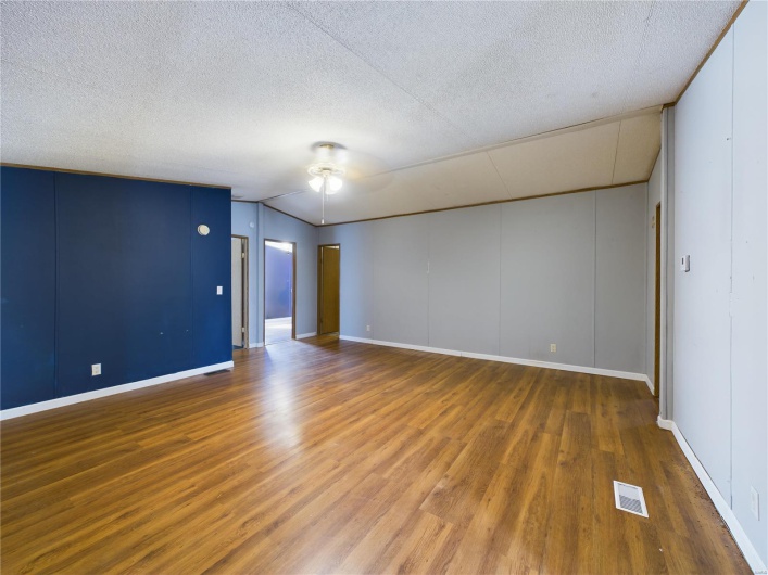 1287 County Road 544, Parma, Missouri 63870, 3 Bedrooms Bedrooms, 9 Rooms Rooms,2 BathroomsBathrooms,Residential,For Sale,County Road 544,MAR24074741