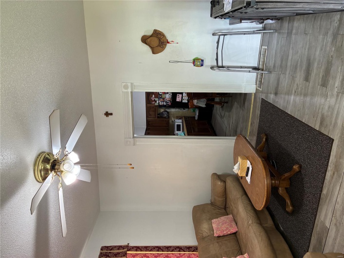 1002 Tremont Street, Poplar Bluff, Missouri 63901, 2 Bedrooms Bedrooms, 5 Rooms Rooms,1 BathroomBathrooms,Residential,For Sale,Tremont,MAR25029417