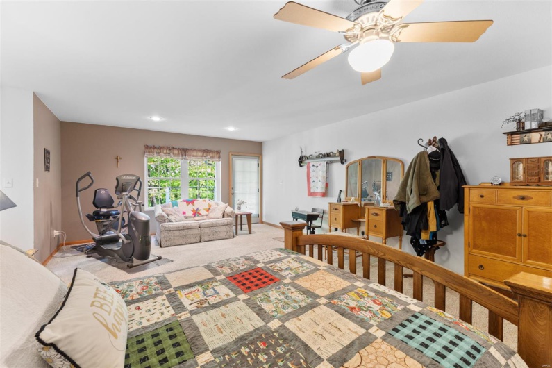 Bedroom with recessed lighting, baseboards, ceiling fan, and carpet floors