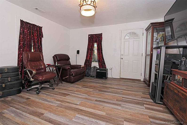 1439 Spanish Street, Cape Girardeau, Missouri 63701, 2 Bedrooms Bedrooms, 5 Rooms Rooms,1 BathroomBathrooms,Residential,For Sale,Spanish,MAR24055126