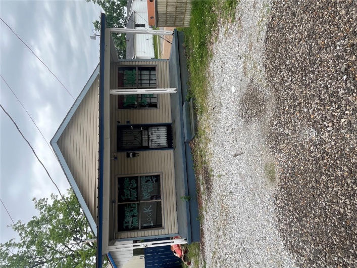 101 Harrison Street, Kennett, Missouri 63857, 3 Bedrooms Bedrooms, 10 Rooms Rooms,3 BathroomsBathrooms,Residential,For Sale,Harrison,MAR25029956