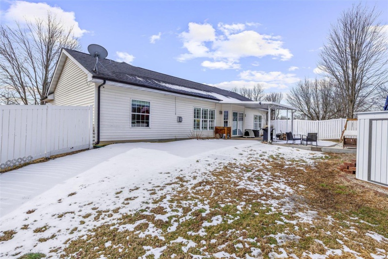25 Elk Drive, Farmington, Missouri 63640, 3 Bedrooms Bedrooms, 8 Rooms Rooms,2 BathroomsBathrooms,Residential,For Sale,Elk,MAR25005371