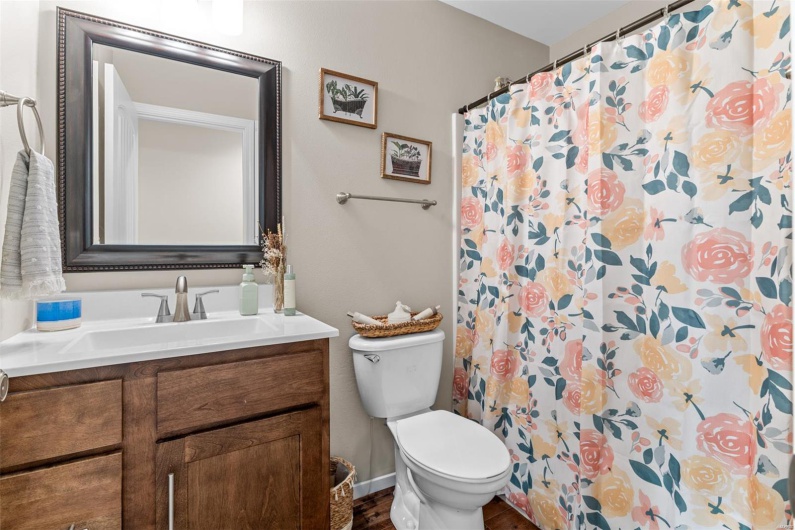 710 Skye View Court, Farmington, Missouri 63640, 3 Bedrooms Bedrooms, 6 Rooms Rooms,2 BathroomsBathrooms,Residential,For Sale,Skye View,MAR25030002
