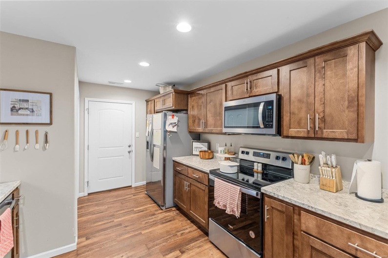 710 Skye View Court, Farmington, Missouri 63640, 3 Bedrooms Bedrooms, 6 Rooms Rooms,2 BathroomsBathrooms,Residential,For Sale,Skye View,MAR25030002