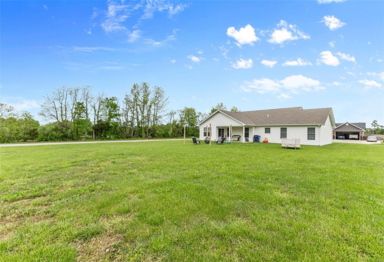 710 Skye View Court, Farmington, Missouri 63640, 3 Bedrooms Bedrooms, 6 Rooms Rooms,2 BathroomsBathrooms,Residential,For Sale,Skye View,MAR25030002