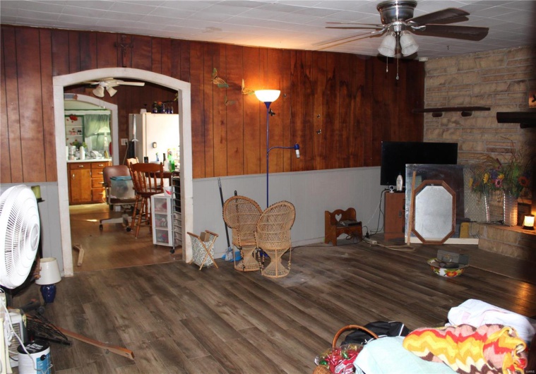 1908 Luther Street, Kennett, Missouri 63857, 2 Bedrooms Bedrooms, 9 Rooms Rooms,1 BathroomBathrooms,Residential,For Sale,Luther,MAR25030047