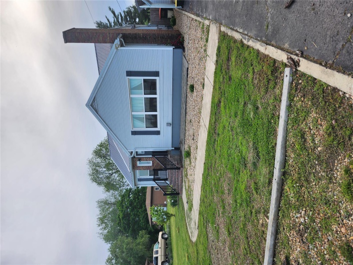 32887 State Highway 25, Advance, Missouri 63730, 2 Bedrooms Bedrooms, 6 Rooms Rooms,1 BathroomBathrooms,Residential,For Sale,State Highway 25,MAR25029078