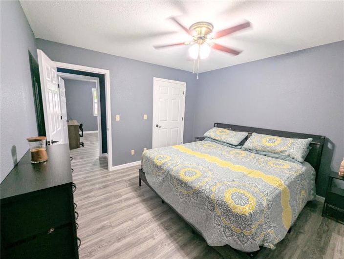 631 Victor Street, Poplar Bluff, Missouri 63901, 2 Bedrooms Bedrooms, 6 Rooms Rooms,1 BathroomBathrooms,Residential,For Sale,Victor,MAR25030046