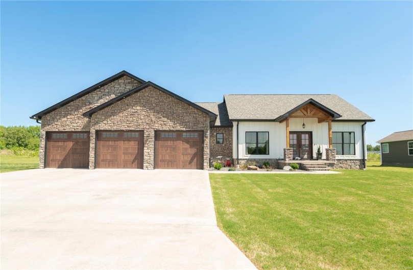 2508 Weathers Lane, Dexter, Missouri 63841, 4 Bedrooms Bedrooms, 15 Rooms Rooms,3 BathroomsBathrooms,Residential,For Sale,Weathers,MAR25030036