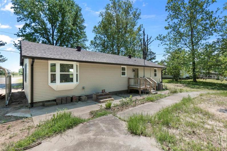 2047 State Highway H, Sikeston, Missouri 63801, 3 Bedrooms Bedrooms, 6 Rooms Rooms,2 BathroomsBathrooms,Residential,For Sale,State Highway H,MAR25029631