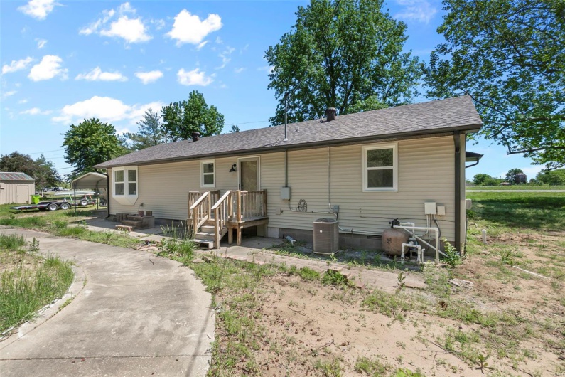 2047 State Highway H, Sikeston, Missouri 63801, 3 Bedrooms Bedrooms, 6 Rooms Rooms,2 BathroomsBathrooms,Residential,For Sale,State Highway H,MAR25029631