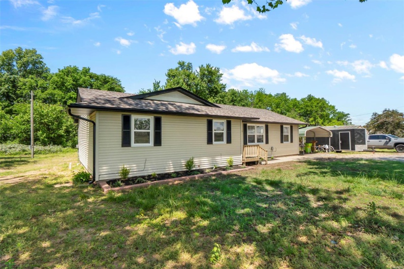 2047 State Highway H, Sikeston, Missouri 63801, 3 Bedrooms Bedrooms, 6 Rooms Rooms,2 BathroomsBathrooms,Residential,For Sale,State Highway H,MAR25029631