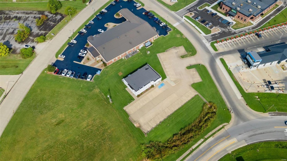 2439 Bloomfield Road, Cape Girardeau, Missouri 63703, ,Commercial Sale,For Sale,Bloomfield,MAR25030108