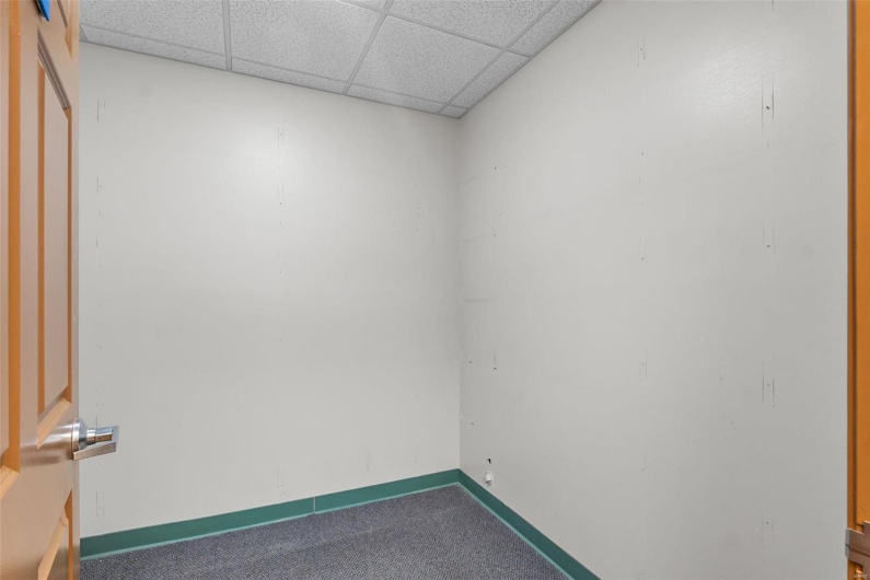 2439 Bloomfield Road, Cape Girardeau, Missouri 63703, ,Commercial Sale,For Sale,Bloomfield,MAR25030108