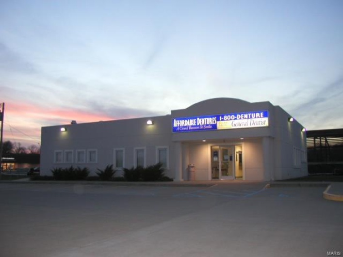 2439 Bloomfield Road, Cape Girardeau, Missouri 63703, ,Commercial Sale,For Sale,Bloomfield,MAR25030108