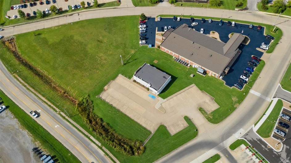 2439 Bloomfield Road, Cape Girardeau, Missouri 63703, ,Commercial Sale,For Sale,Bloomfield,MAR25030108