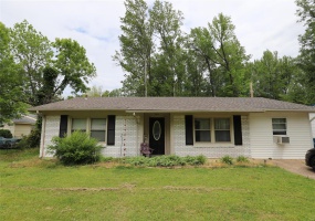 1507 Vine Street, Poplar Bluff, Missouri 63901, 4 Bedrooms Bedrooms, 8 Rooms Rooms,1 BathroomBathrooms,Residential,For Sale,Vine,MAR25030144